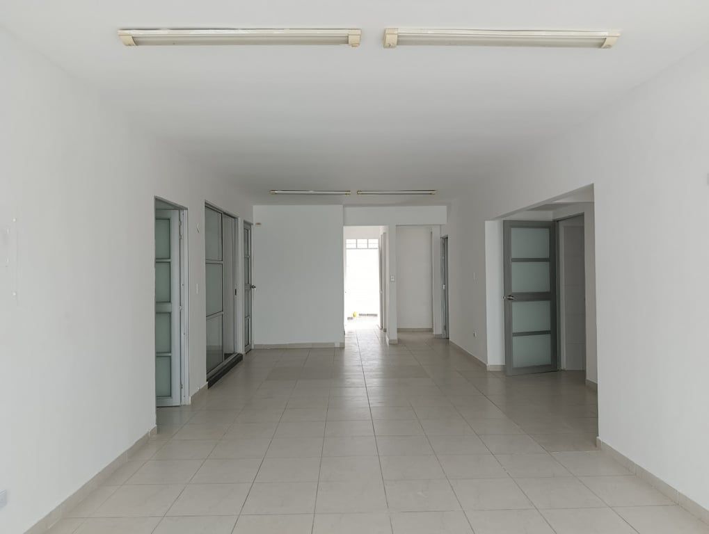 Casa en arriendo Córdoba Montería Chuchurubí 161 m2 Habitaciones 5 Baños 4 Garajes 0 Precio $4300000
