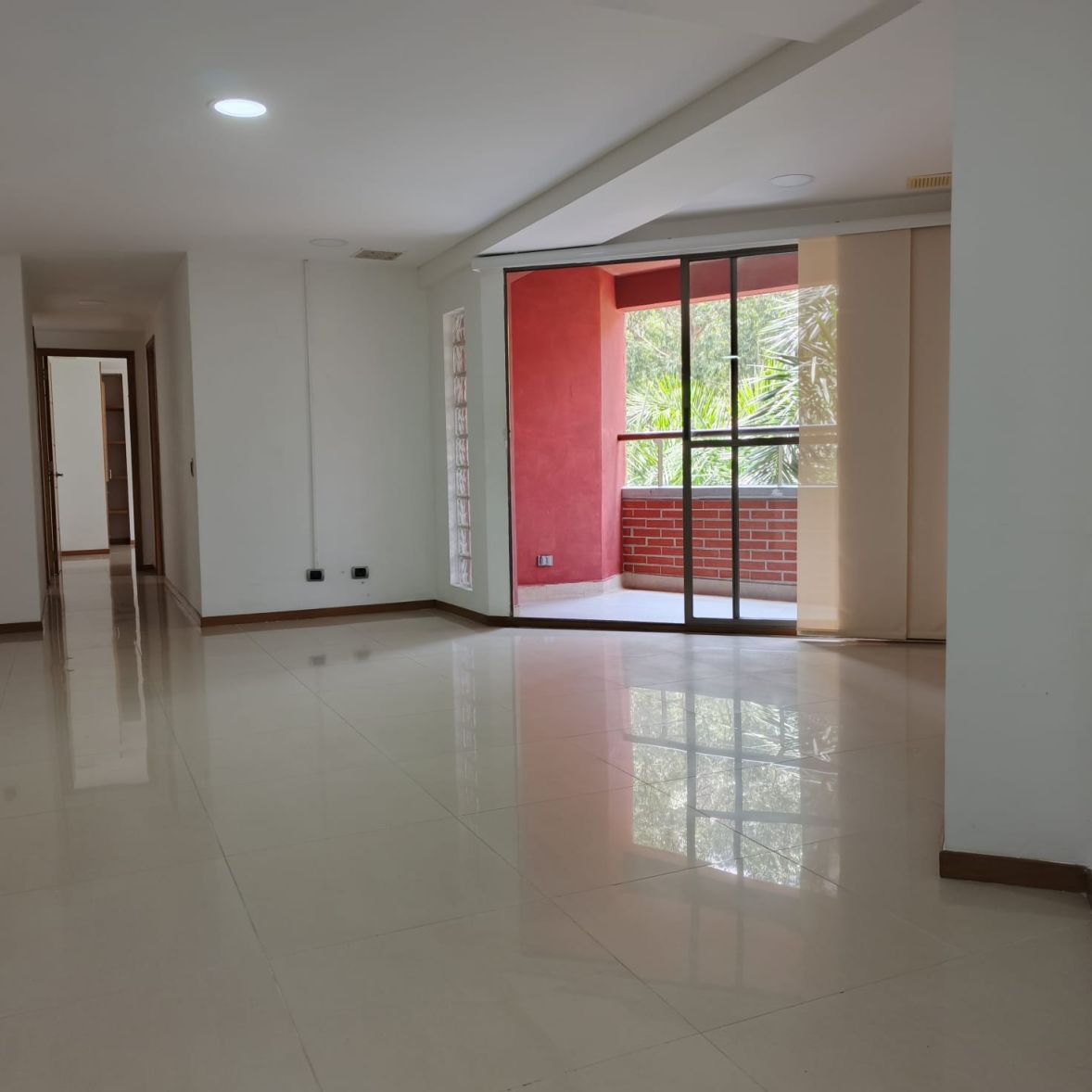 Apartamento en venta Antioquia Sabaneta Betania 111 m2 Habitaciones 3 Baños 3 Garajes 1 Precio $650000000