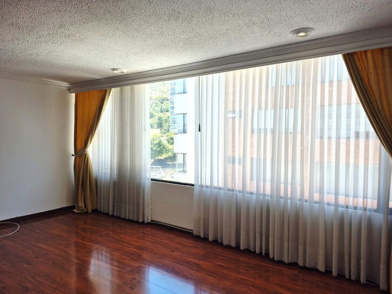 Apartamento en venta Cundinamarca Bogotá Cedro Salazar 90 m2 Habitaciones 2 Baños 2 Garajes 1 Precio $505000000