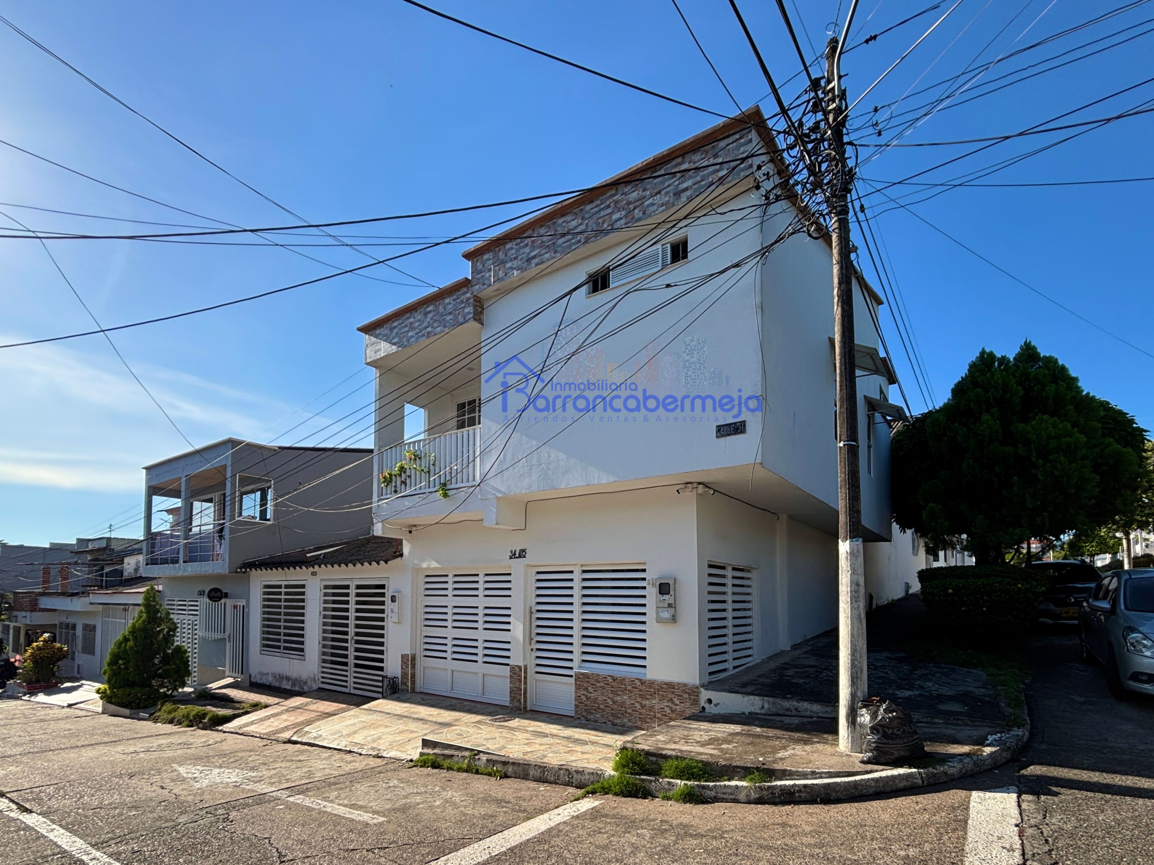 Casa en venta Santander Barrancabermeja Ub El Refugio 200 m2 Habitaciones 4 Baños 3 Garajes 1 Precio $385000000