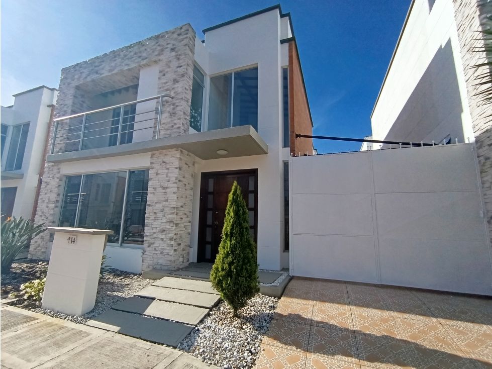 Casa en arriendo Antioquia La Ceja Ofir 132 m2 Habitaciones 3 Baños 4 Garajes 2 Precio $4000000