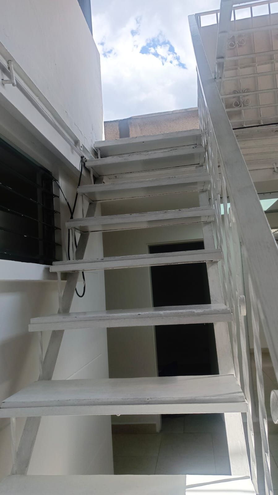 Casa en arriendo Antioquia Medellín Calle Nueva 170 m2 Habitaciones 5 Baños 3 Garajes 0 Precio $10500000