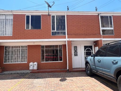 Casa en venta Cundinamarca Bogotá El Rincón De Los Angeles 90 m2 Habitaciones 4 Baños 2 Garajes 2 Precio $550000000