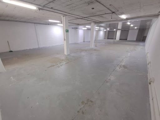Bodega en arriendo Antioquia Itagüí La Esmeralda 290 m2 Habitaciones 0 Baños 2 Garajes 2 Precio $11500000