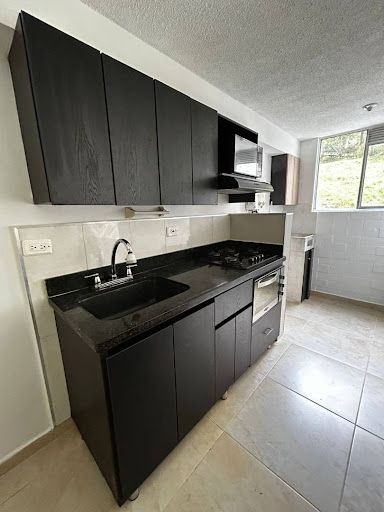 Apartamento en arriendo Antioquia Medellín Santa Rosa De Lima 55 m2 Habitaciones 2 Baños 2 Garajes 1 Precio $2500000
