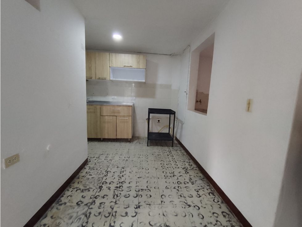 Casa en arriendo Antioquia Medellín Bombona No 2 60 m2 Habitaciones 3 Baños 2 Garajes 0 Precio $1300000
