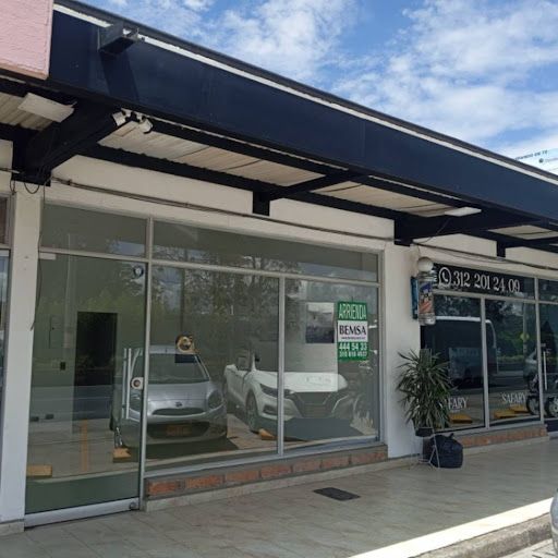 Local en arriendo Antioquia Rionegro Rionegro 24 m2 Habitaciones 0 Baños 1 Garajes 1 Precio $3500000