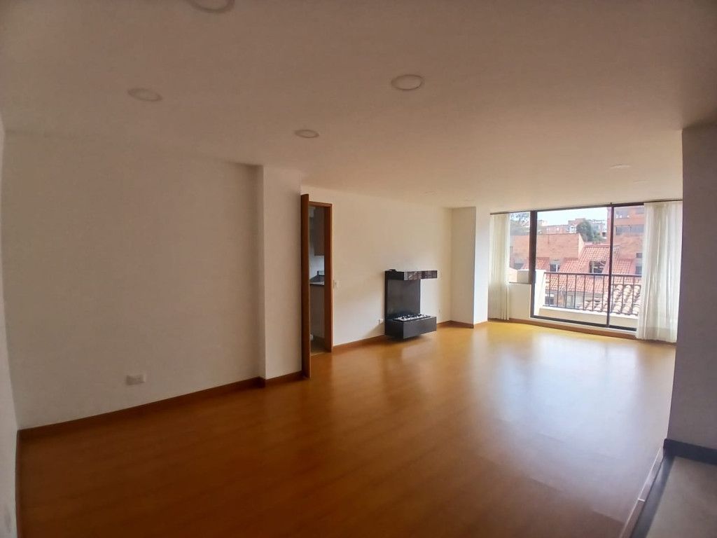 Apartamento en venta Cundinamarca Bogotá La Carolina 80 m2 Habitaciones 2 Baños 2 Garajes 1 Precio $670000000