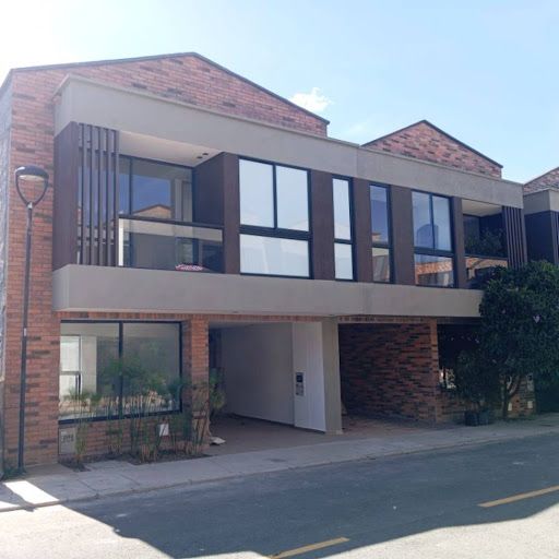 Casa en arriendo Antioquia La Ceja La Ceja 125 m2 Habitaciones 2 Baños 3 Garajes 0 Precio $3700000