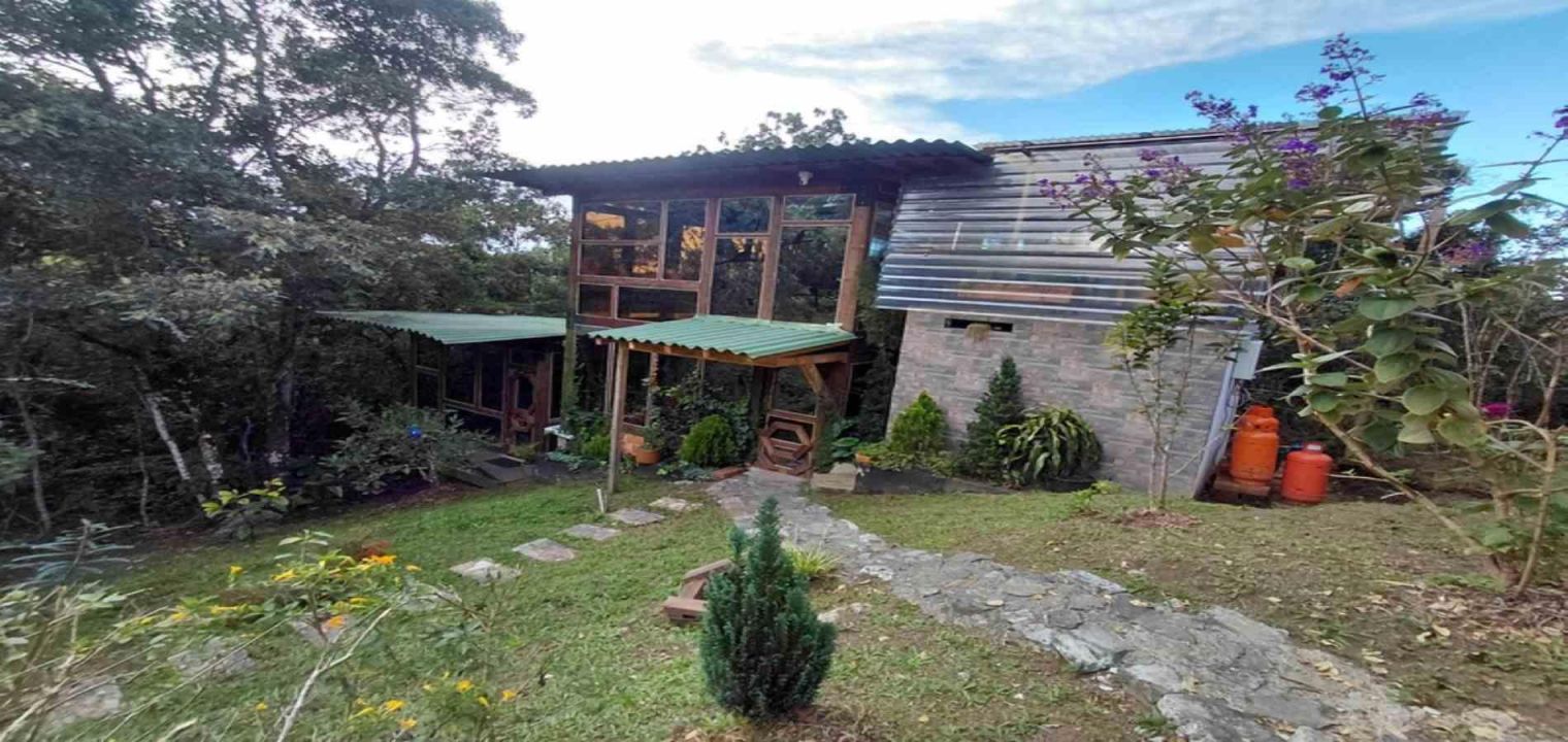 Local en arriendo Antioquia Medellín La Cruz 75 m2 Habitaciones 0 Baños 2 Garajes 1 Precio $3500000