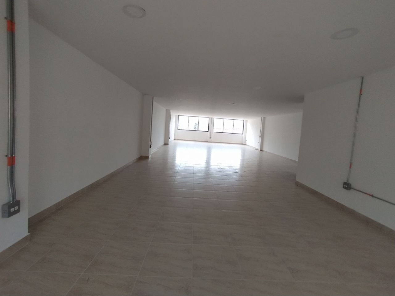 Local en arriendo Antioquia Medellín Aranjuez 180 m2 Habitaciones 0 Baños 2 Garajes 0 Precio $9000000