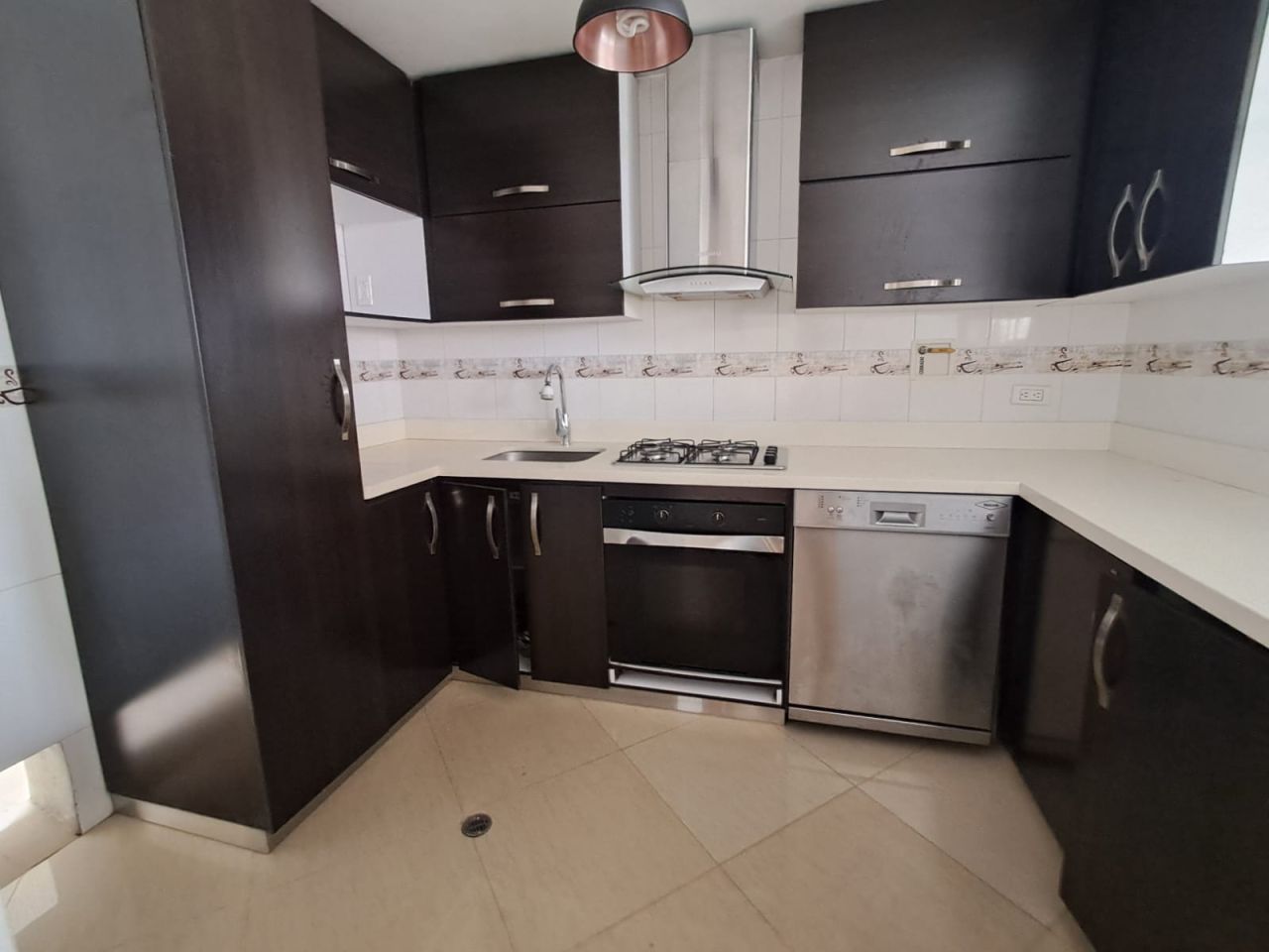 Casa en arriendo Antioquia Bello La Cabañita 114 m2 Habitaciones 4 Baños 3 Garajes 1 Precio $3400000