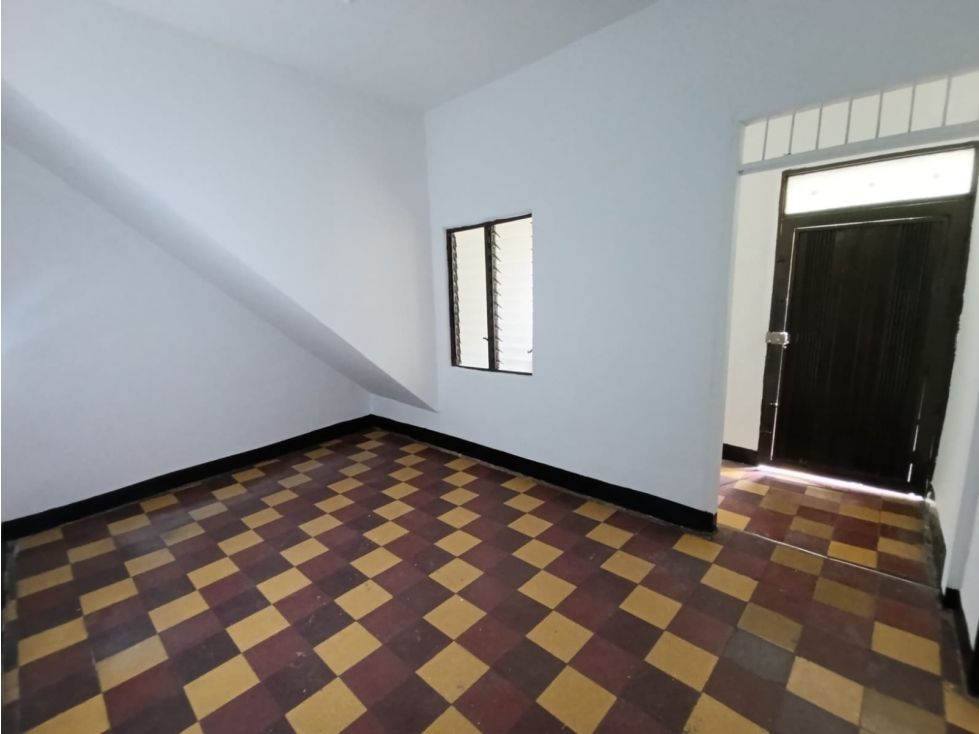 Casa en arriendo Antioquia Medellín La Pradera 48 m2 Habitaciones 2 Baños 1 Garajes 0 Precio $1500000