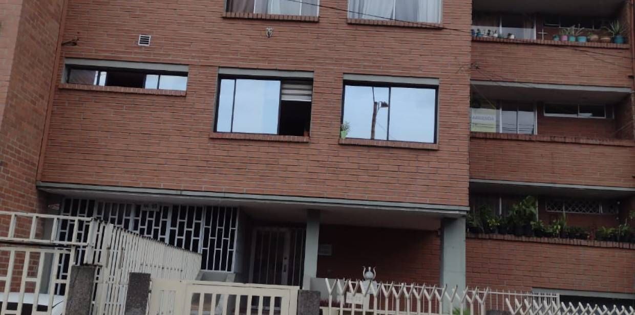 Apartamento en arriendo Antioquia Medellín La America 96 m2 Habitaciones 3 Baños 3 Garajes 0 Precio $2500000