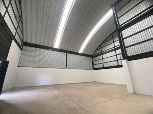 Bodega en arriendo Antioquia El Carmen De Viboral La Alhambra 285 m2 Habitaciones 0 Baños 2 Garajes 1 Precio $8600000