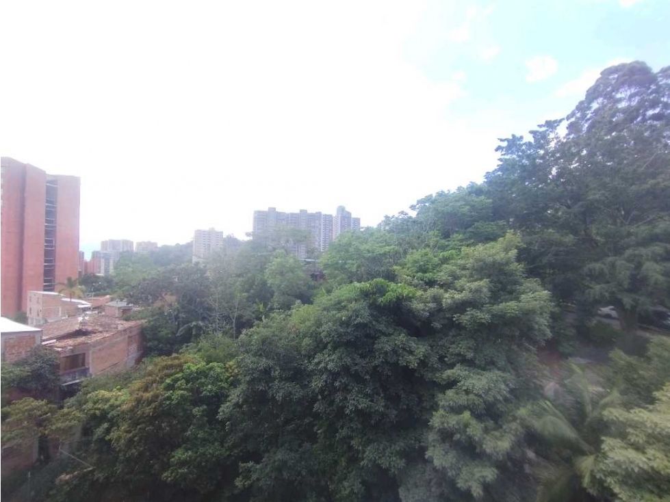 Apartamento en arriendo Antioquia Envigado El Chinguí 82 m2 Habitaciones 3 Baños 2 Garajes 2 Precio $4500000