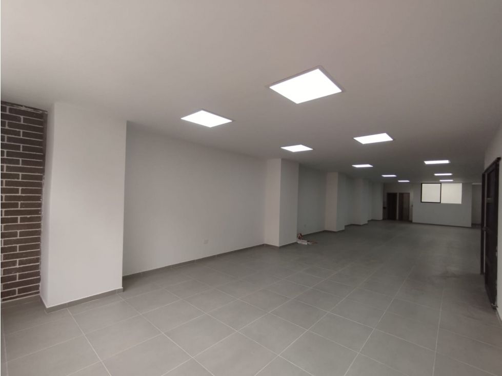 Bodega en arriendo Antioquia Medellín Calasanz 152 m2 Habitaciones 0 Baños 2 Garajes 0 Precio $9000000
