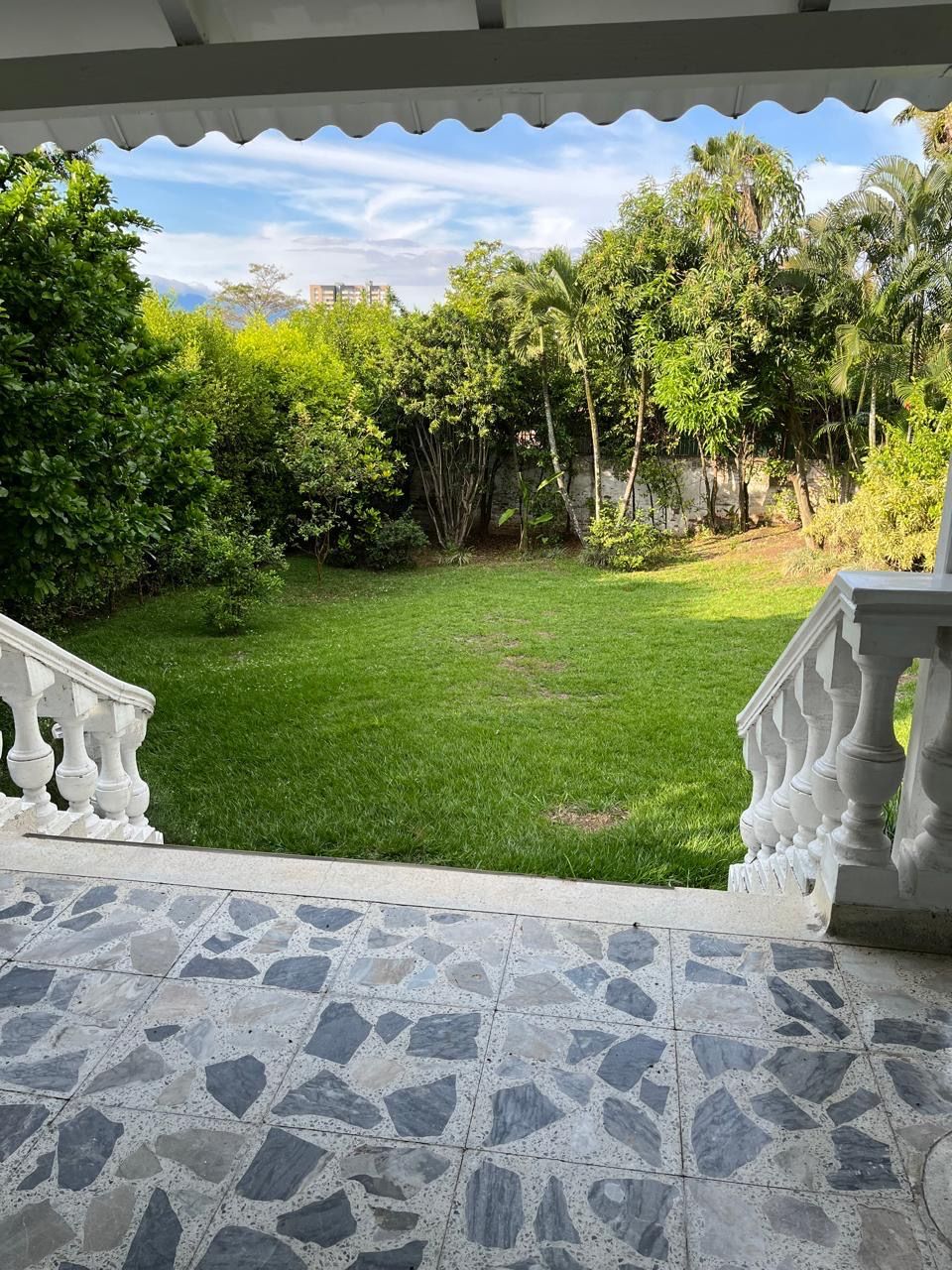 Casa en venta Valle Del Cauca Cali Condominio Rivera Campestre 450 m2 Habitaciones 4 Baños 5 Garajes 4 Precio $1700000000