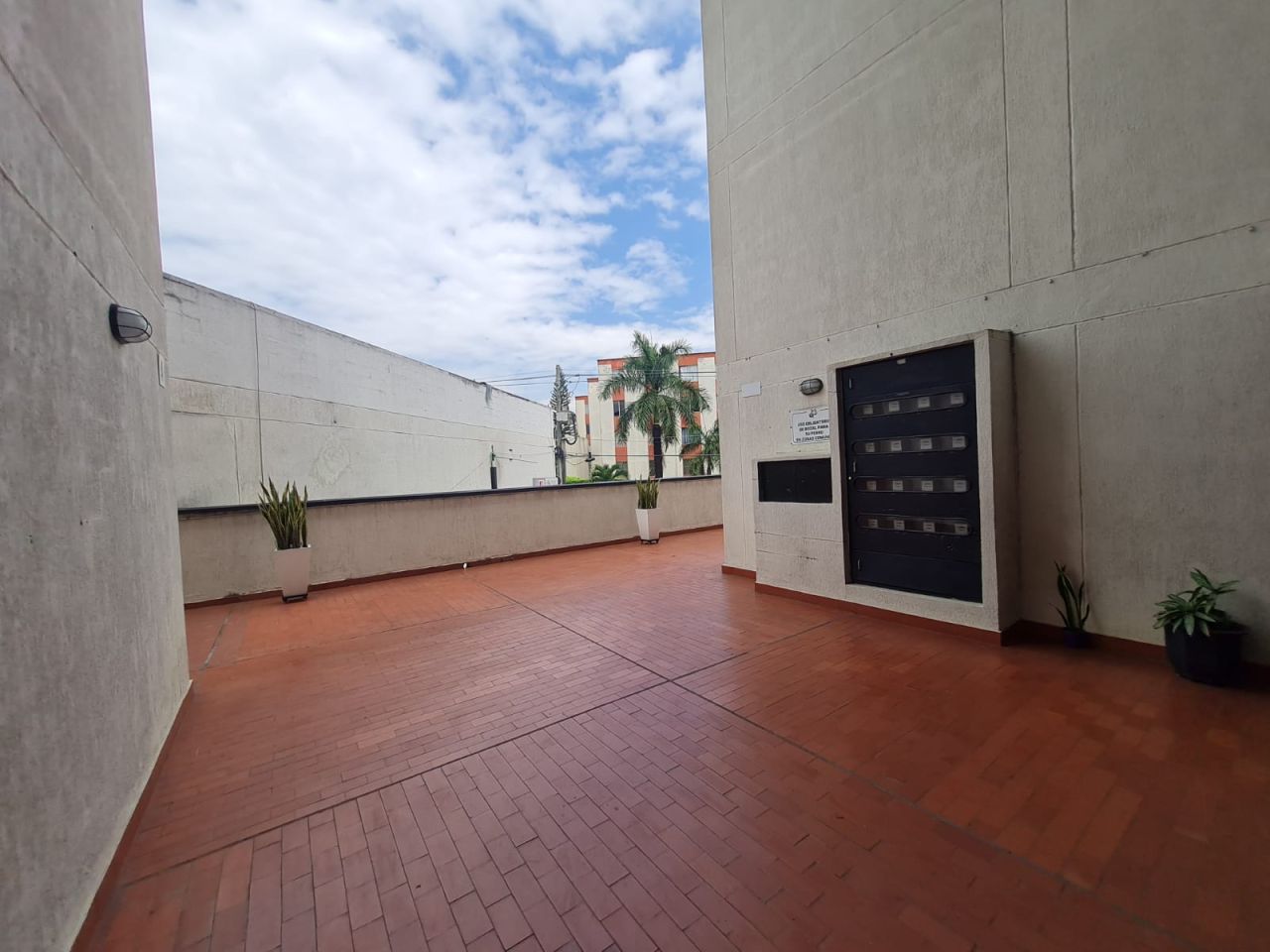 Apartamento en venta Valle Del Cauca Cali Las Ceibas 60 m2 Habitaciones 3 Baños 1 Garajes 0 Precio $140000000