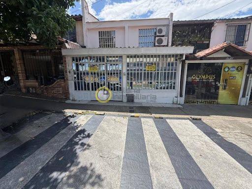 Casa en arriendo Santander Piedecuesta Quinta Granada 170 m2 Habitaciones 3 Baños 2 Garajes 0 Precio $2400000