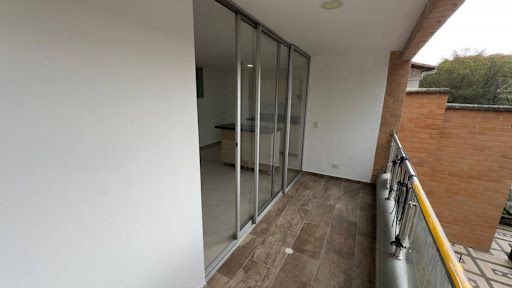 Apartamento en arriendo Antioquia Medellín Los Conquistadores 100 m2 Habitaciones 3 Baños 2 Garajes 1 Precio $3800000
