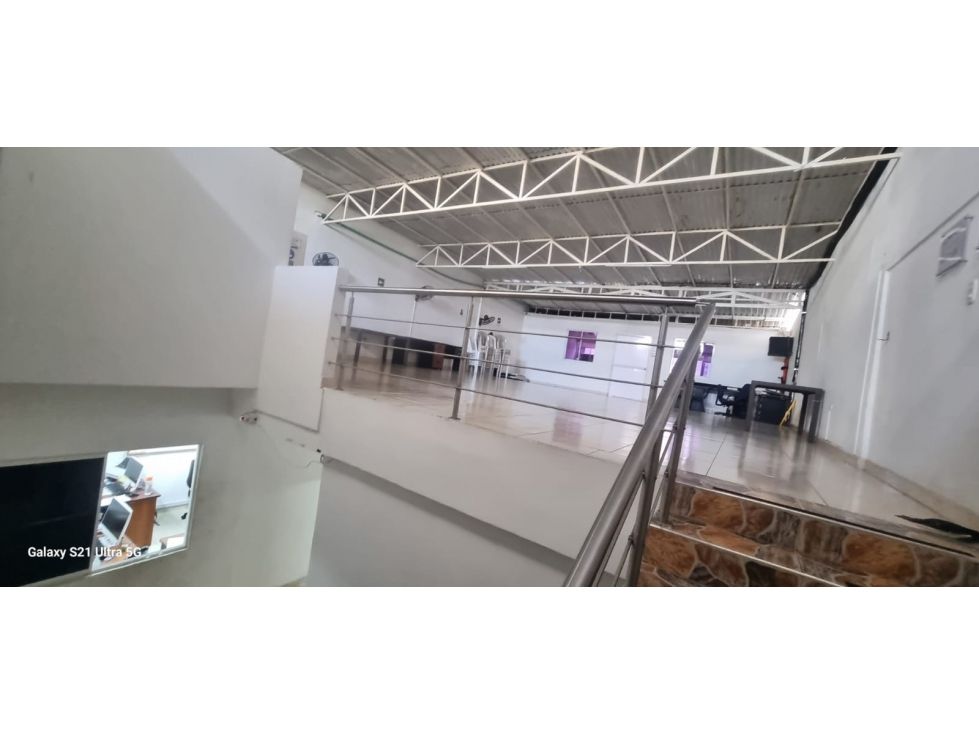 Casa en arriendo o venta Santander Bucaramanga San Alonso 350 m2 Habitaciones 8 Baños 3 Garajes 1 Precio venta $1700000000 Precio arriendo $16000000