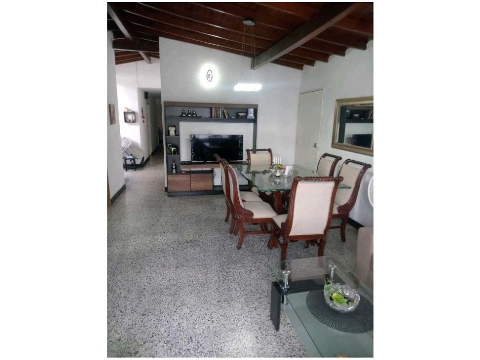 Casa en venta Antioquia Medellín San Bernardo 108 m2 Habitaciones 3 Baños 2 Garajes 0 Precio $460000000