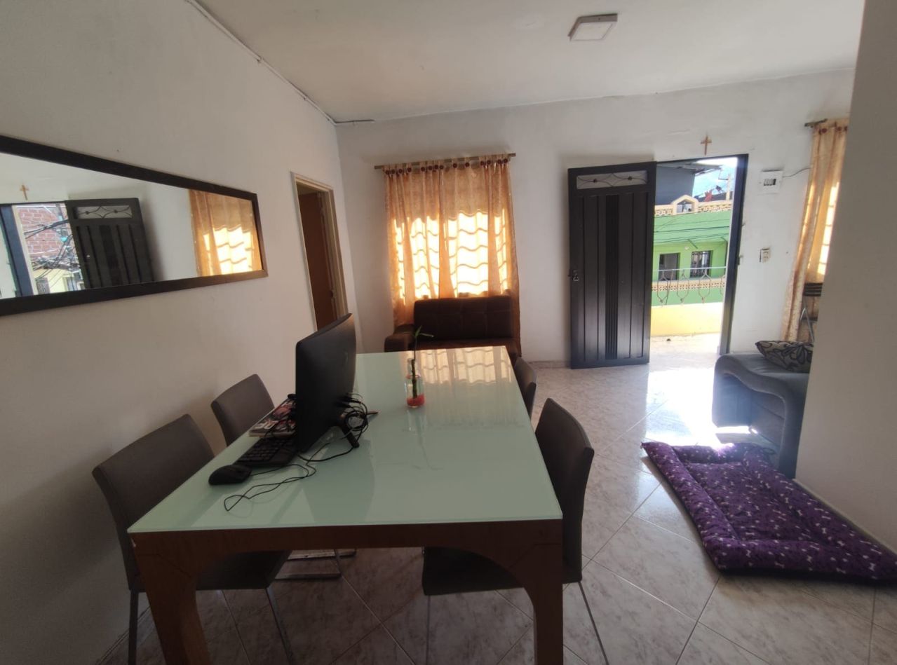 Casa en venta Antioquia Medellín Santa Ines 256 m2 Habitaciones 5 Baños 2 Garajes 0 Precio $390000000