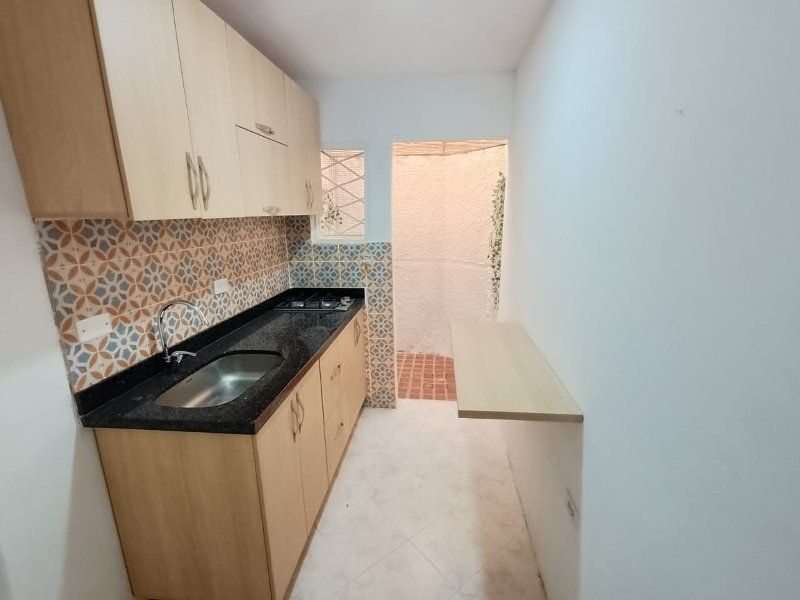 Apartaestudio en arriendo Antioquia Medellín El Socorro 30 m2 Habitaciones 1 Baños 1 Garajes 0 Precio $1800000