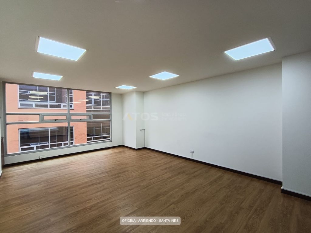 Oficina en arriendo Boyacá Tunja Santa Inés 30 m2 Habitaciones 0 Baños 0 Garajes 1 Precio $1650000