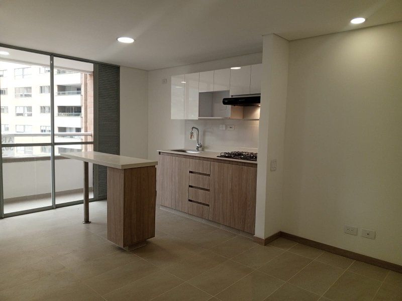 Apartamento en arriendo Antioquia Sabaneta Sabaneta 70 m2 Habitaciones 3 Baños 2 Garajes 1 Precio $2800000