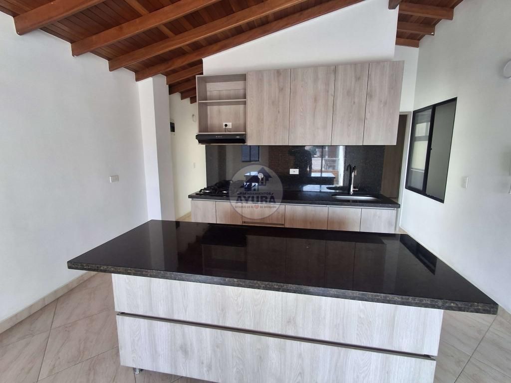 Apartamento en arriendo Antioquia Envigado Trianon 84 m2 Habitaciones 3 Baños 2 Garajes 0 Precio $2600000