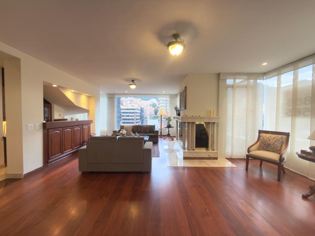 Apartamento en arriendo Cundinamarca Bogotá El Nogal 408 m2 Habitaciones 4 Baños 6 Garajes 1 Precio $25000000