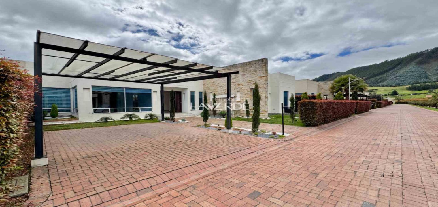 Casa en arriendo Cundinamarca Cajicá Co Diego Largo 206 m2 Habitaciones 3 Baños 4 Garajes 3 Precio $8200000