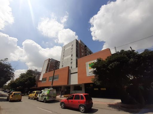 Apartamento en arriendo Cundinamarca Bogotá Ciudad Techo 88 m2 Habitaciones 3 Baños 2 Garajes 1 Precio $2800000