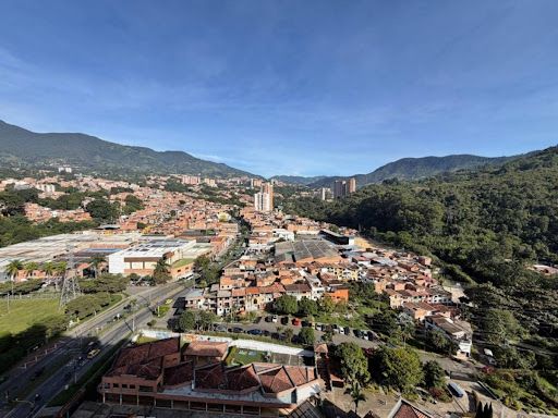 Apartamento en arriendo Antioquia Itagüí San Gabriel 55 m2 Habitaciones 3 Baños 2 Garajes 1 Precio $2100000