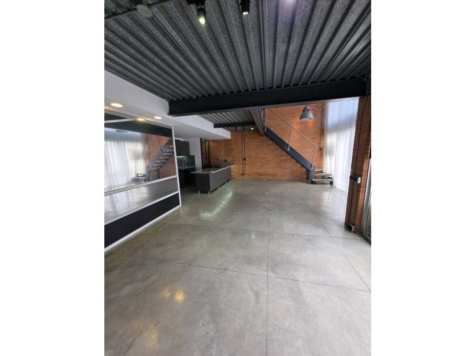 Casa en arriendo Antioquia Medellín Astorga 125 m2 Habitaciones 1 Baños 2 Garajes 3 Precio $7500000