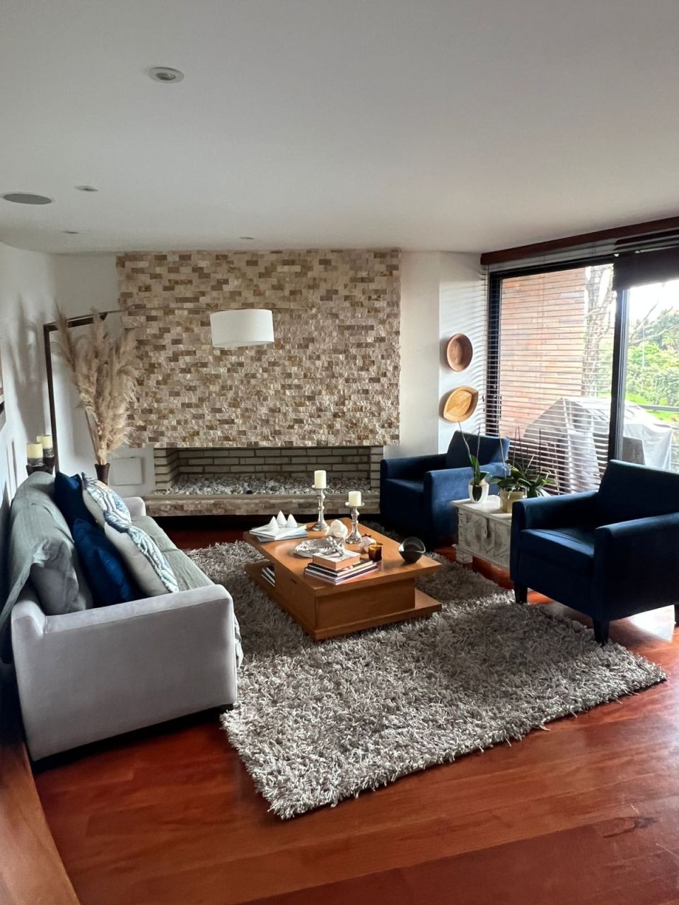 Apartamento en venta Cundinamarca Bogotá Ginebra 220 m2 Habitaciones 3 Baños 4 Garajes 2 Precio $1800000000