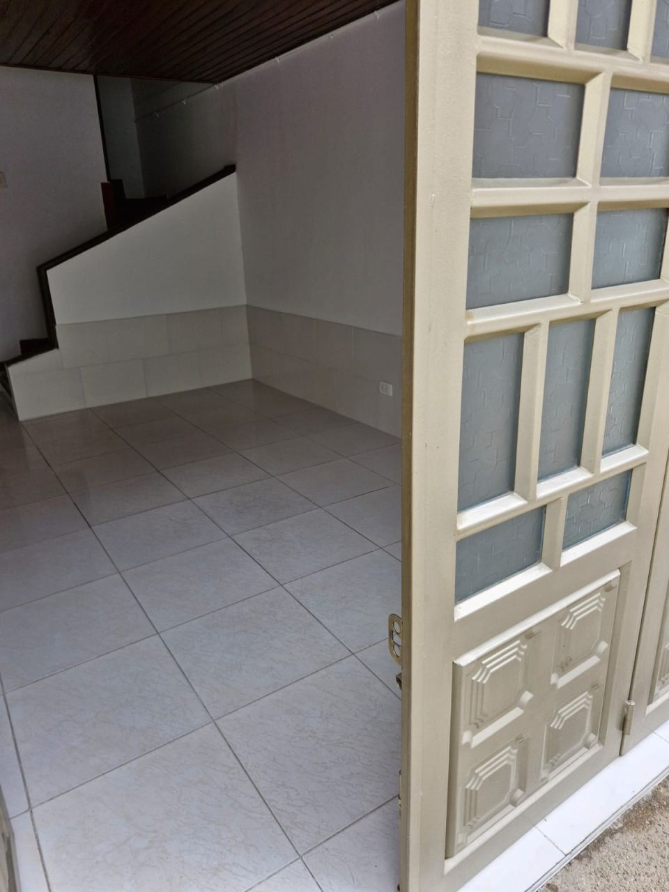 Casa en venta Cundinamarca Bogotá Villa Dorado - San Antonio 2010 m2 Habitaciones 4 Baños 2 Garajes 1 Precio $359000000