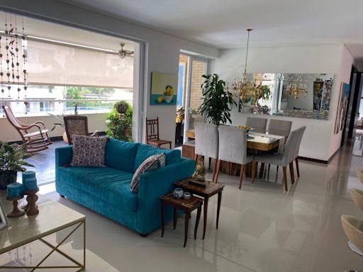 Apartamento en venta Valle Del Cauca Cali Parcelaciones Pance 300 m2 Habitaciones 3 Baños 4 Garajes 3 Precio $1480000000