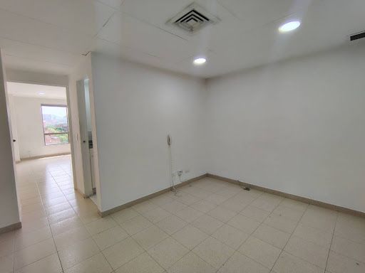 Oficina en venta Antioquia Medellín Patio Bonito 36 m2 Habitaciones 0 Baños 1 Garajes 1 Precio $340000000