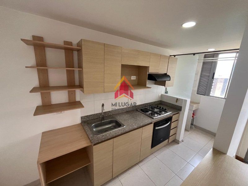Apartamento en arriendo Antioquia Envigado El Esmeraldal 70 m2 Habitaciones 2 Baños 2 Garajes 2 Precio $3800000