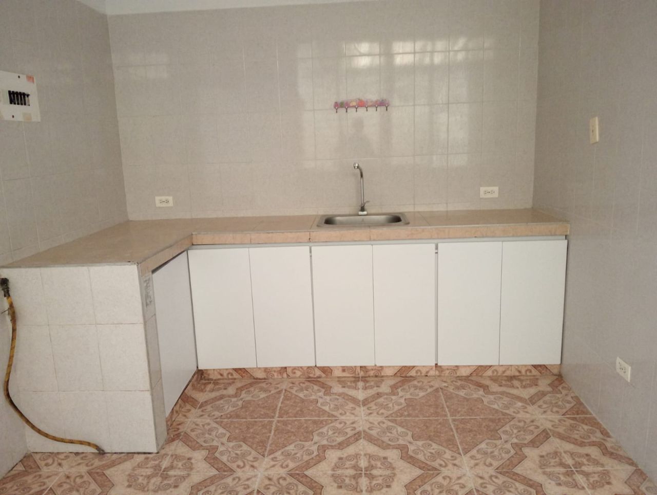 Casa en arriendo Valle Del Cauca Cali San Carlos 70 m2 Habitaciones 2 Baños 1 Garajes 1 Precio $950000