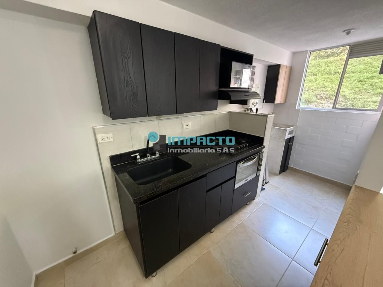 Apartamento en arriendo Antioquia Medellín Santa Rosa De Lima 60 m2 Habitaciones 2 Baños 2 Garajes 1 Precio $2600000
