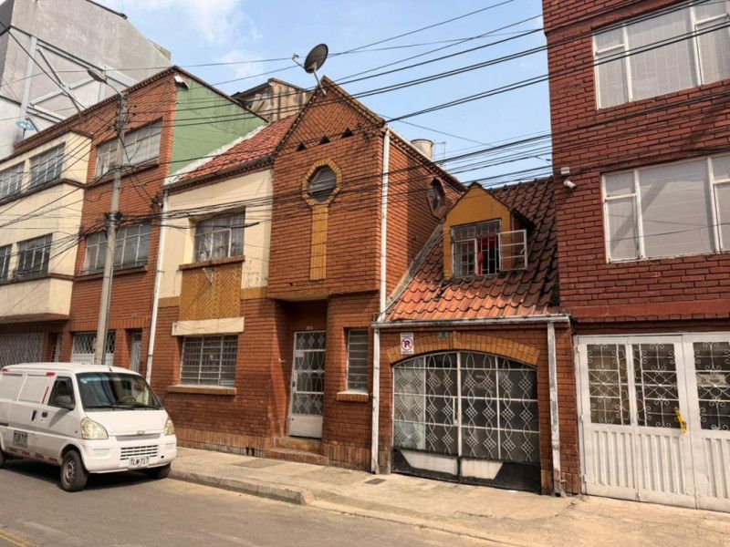 Casa en venta Cundinamarca Bogotá Banco Central 205 m2 Habitaciones 4 Baños 2 Garajes 1 Precio $770000000