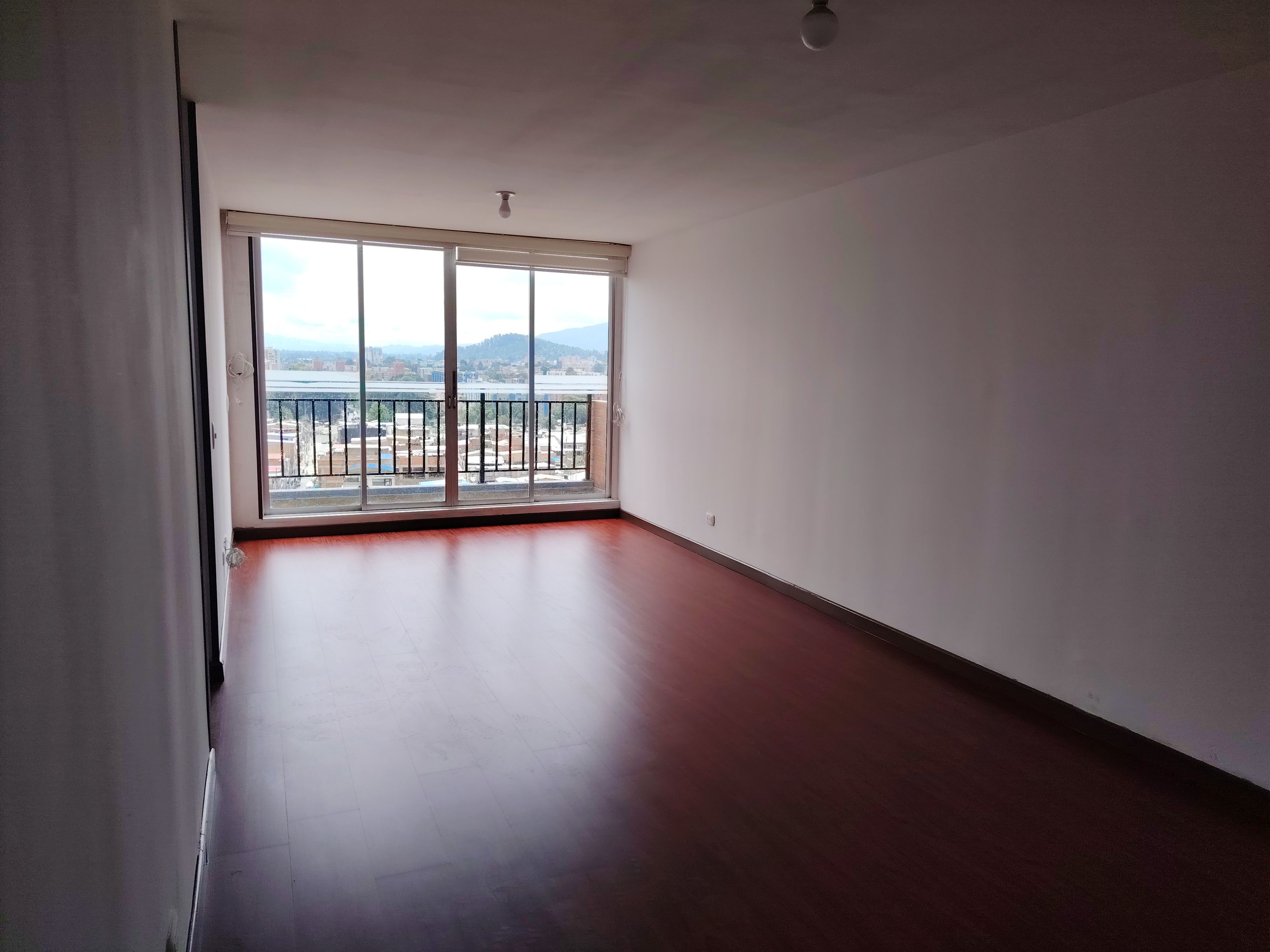 Apartamento en venta Cundinamarca Bogotá La Chucua 74 m2 Habitaciones 3 Baños 2 Garajes 1 Precio $380000000