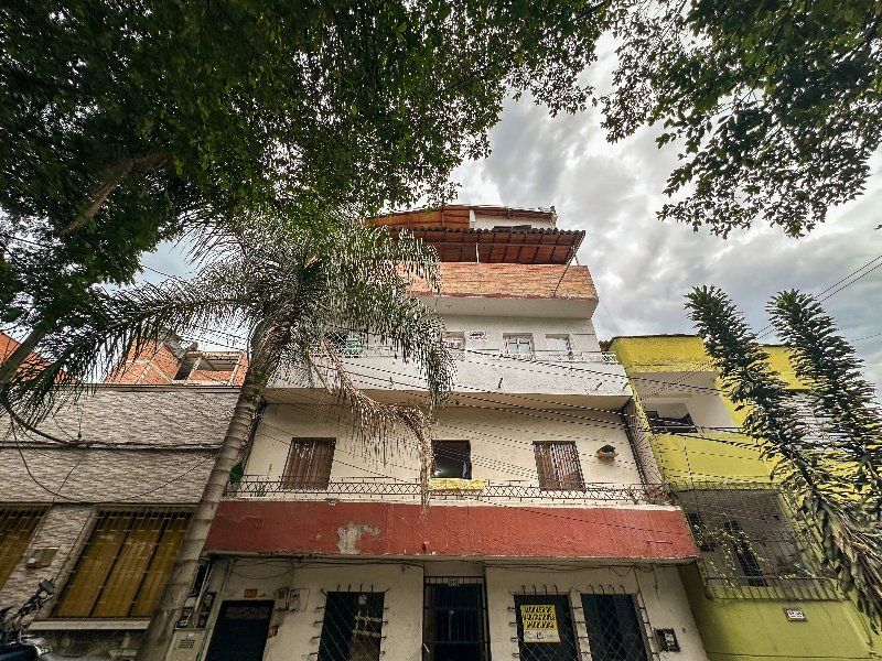 Casa en arriendo Antioquia Medellín Los Angeles 150 m2 Habitaciones 7 Baños 2 Garajes 0 Precio $2500000