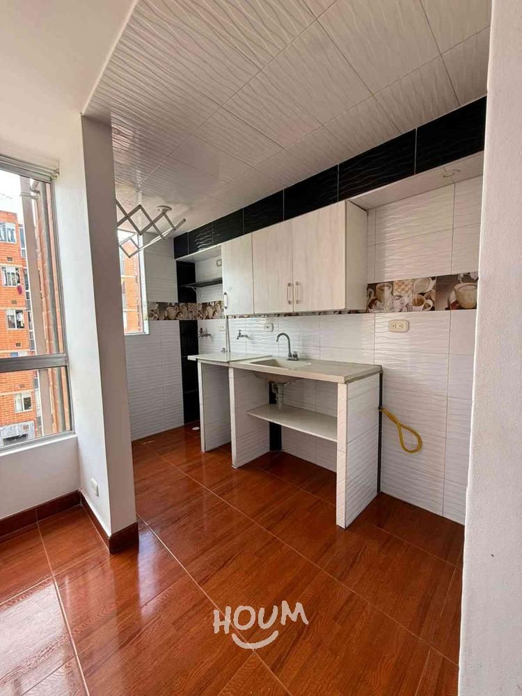 Apartamento en venta Cundinamarca Soacha Cr Bugavilla 43 m2 Habitaciones 3 Baños 1 Garajes 0 Precio $135000000