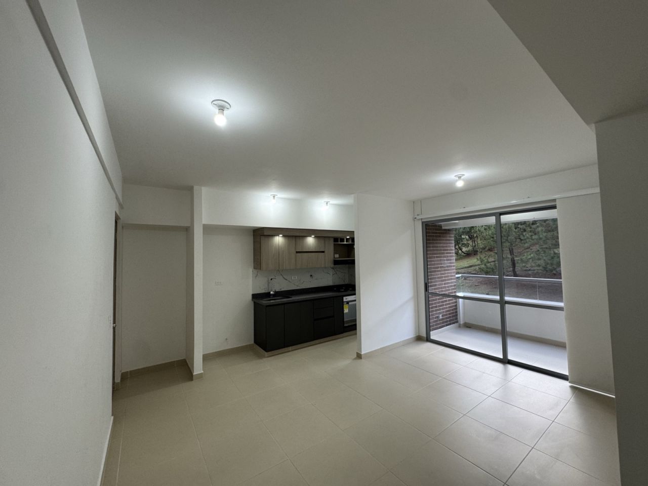 Apartamento en arriendo Antioquia Bello Urbanización Palmacía 85 m2 Habitaciones 3 Baños 2 Garajes 1 Precio $3200000
