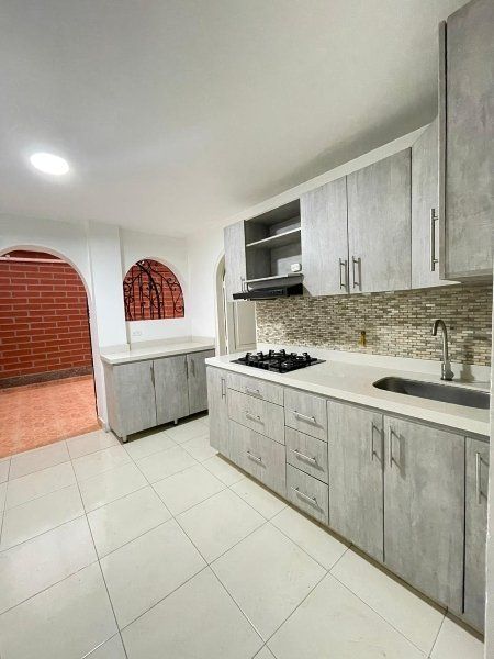 Apartamento en venta Antioquia Envigado El Portal 122 m2 Habitaciones 2 Baños 2 Garajes 0 Precio $630000000